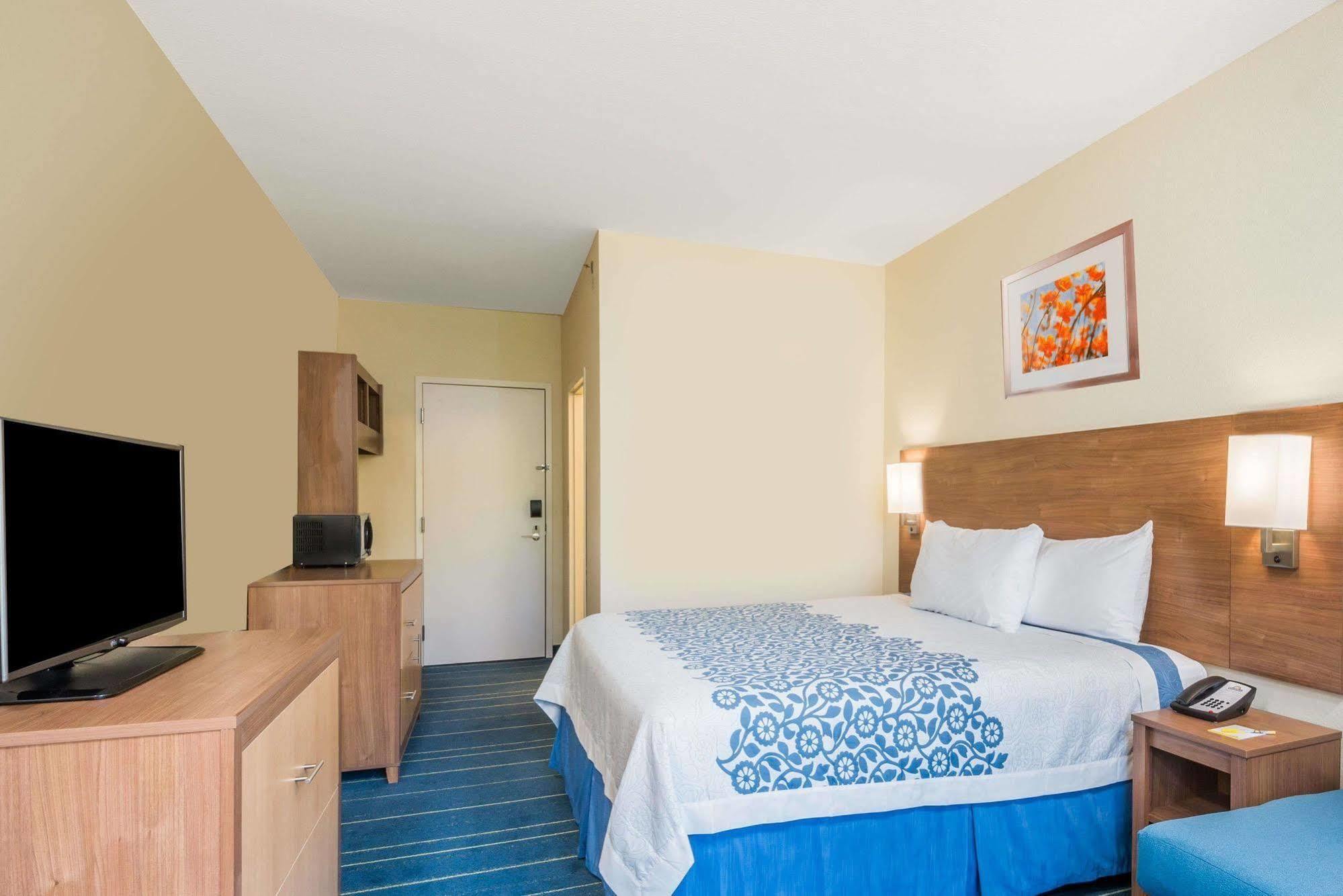 Days Inn By Wyndham Cadiz Kültér fotó